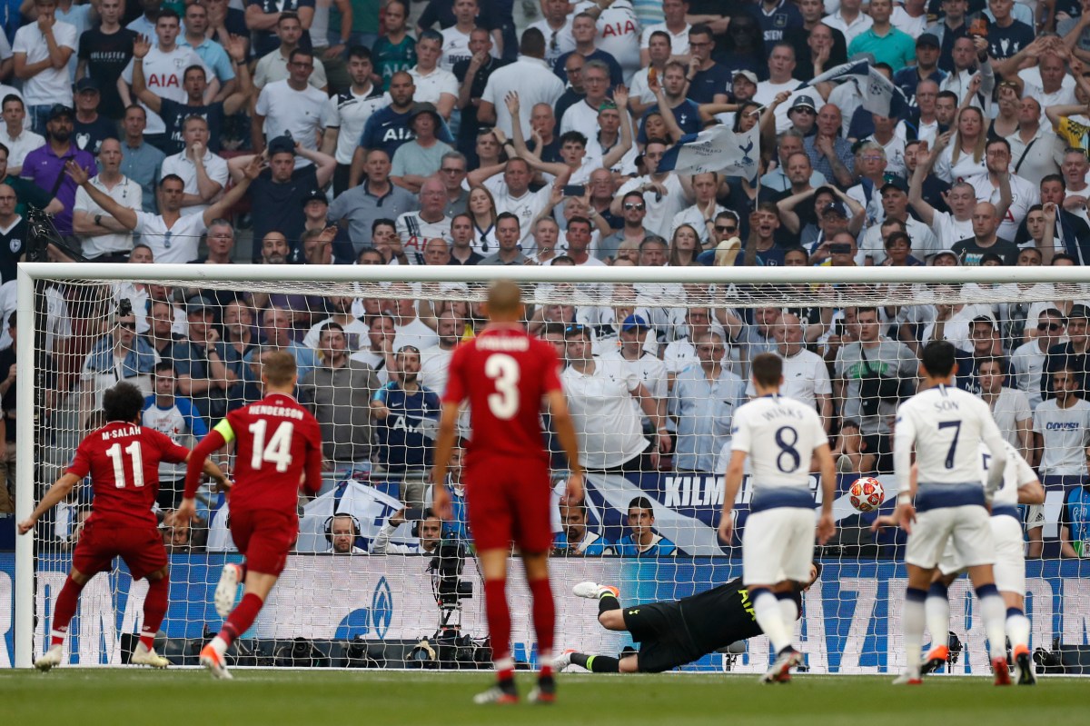 Tottenham beats Liverpool in English cup semis after serious injury